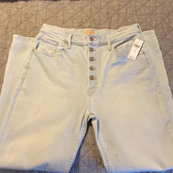 ❤️Mother Jeans❤️ - Picture 2 of 5